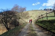 Monte Due Mani (1656 m) con Cima Muschiada (1458 m) dalla Culmine S. Pietro il 26 giugno 2017 - FOTOGALLERY 